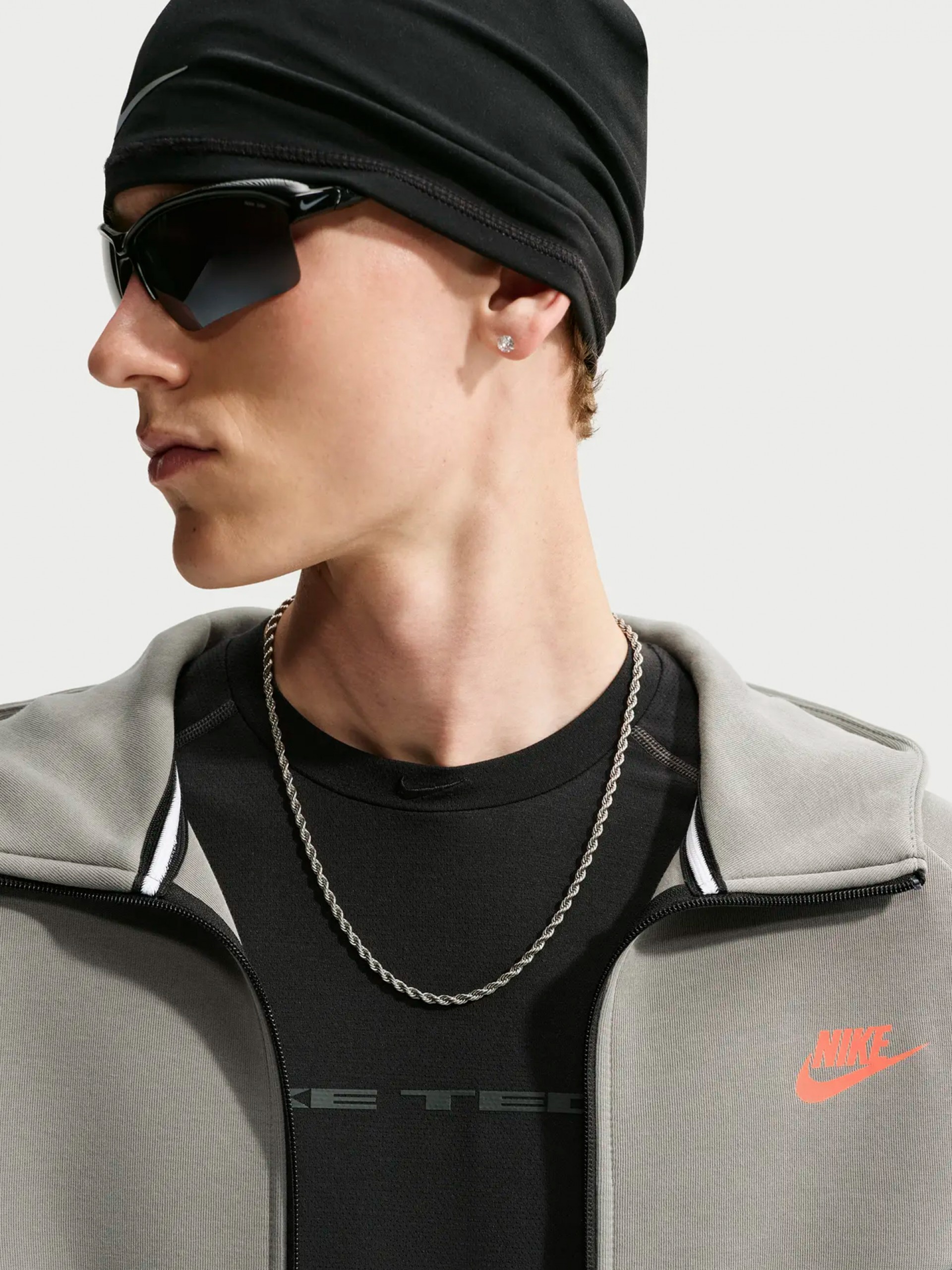 Casaco com Capuz Nike Tech Fleece Windrunner Verde e Preto Para Homem