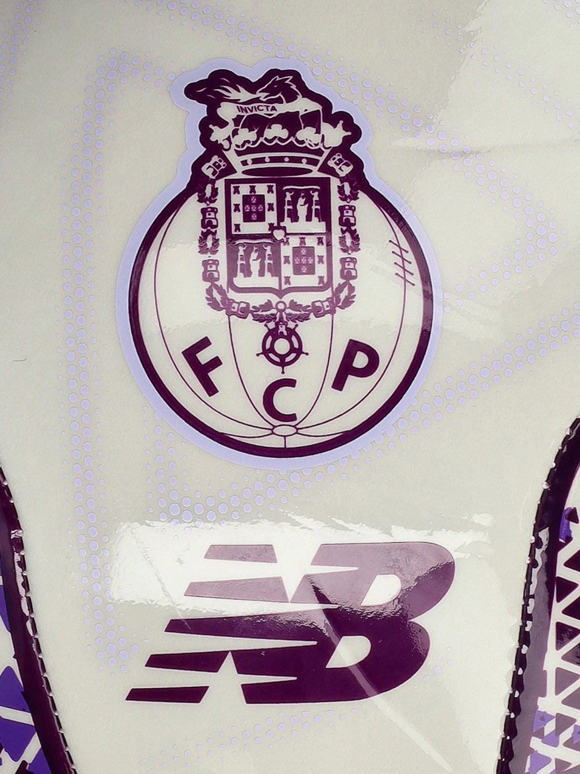 Mini Bola New Balance F. C. Porto Equipamento Alternativo EP26/27