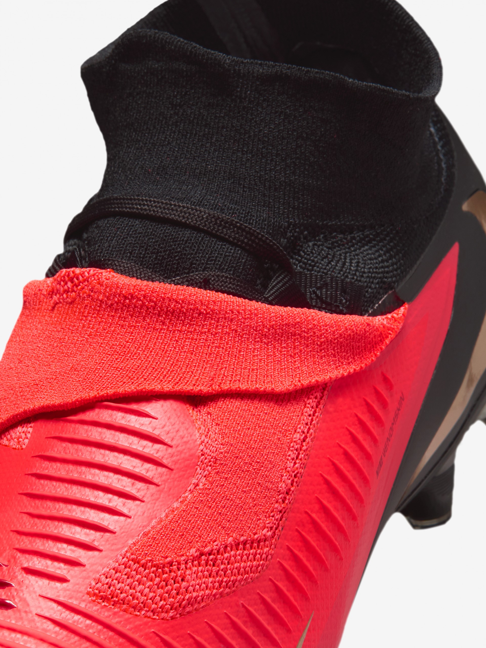 Botas de Fútbol Nike Phantom 6 High Pro FG