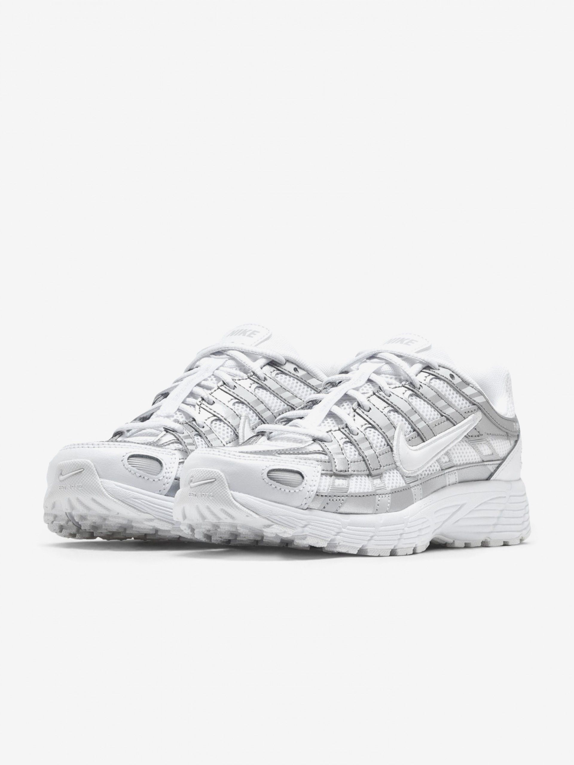 Sapatilhas Nike P-6000 Prateadas e Brancas Júnior
