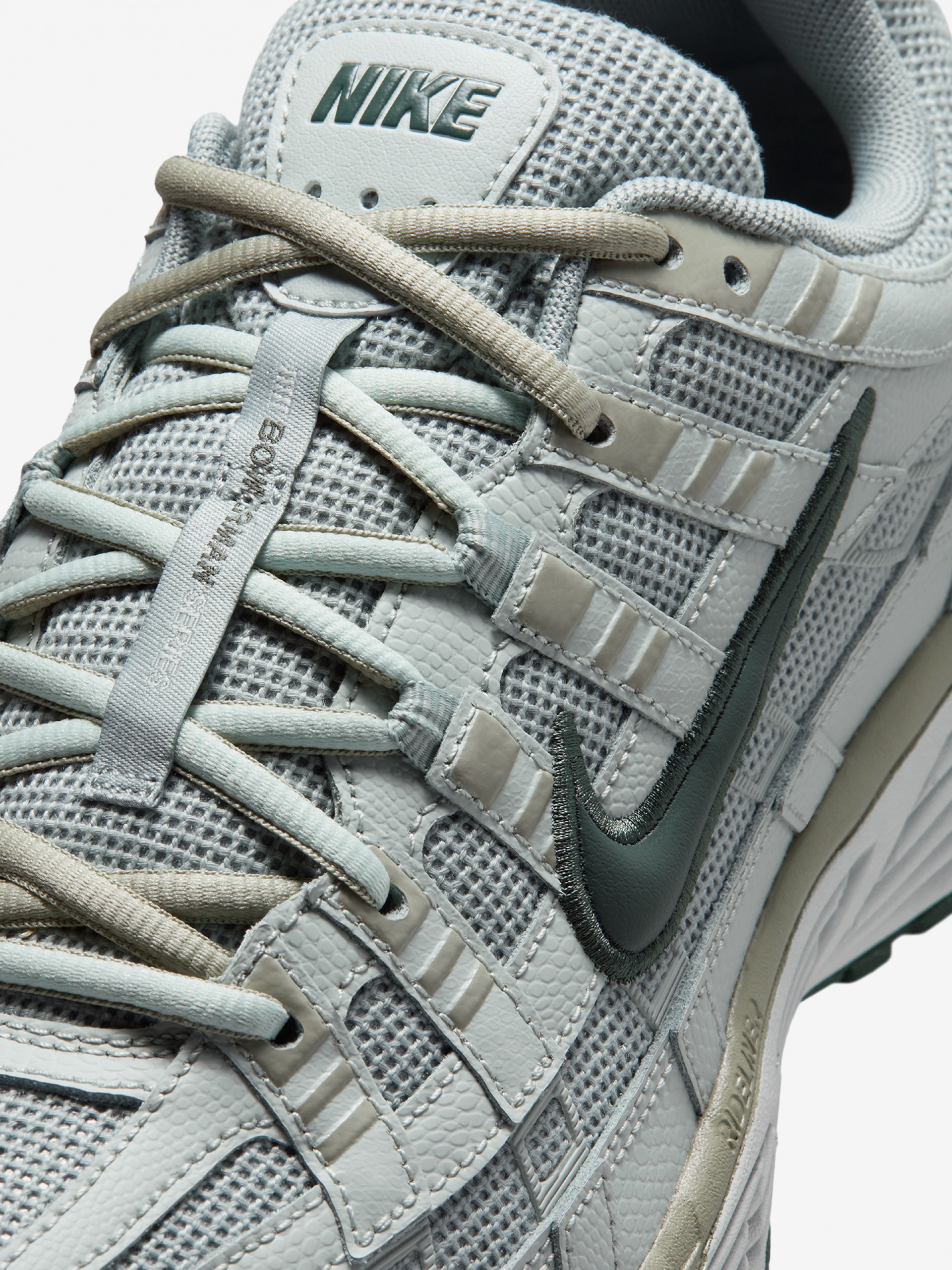 Zapatillas Nike P-6000 Premium Grises y Verdes Para Hombre
