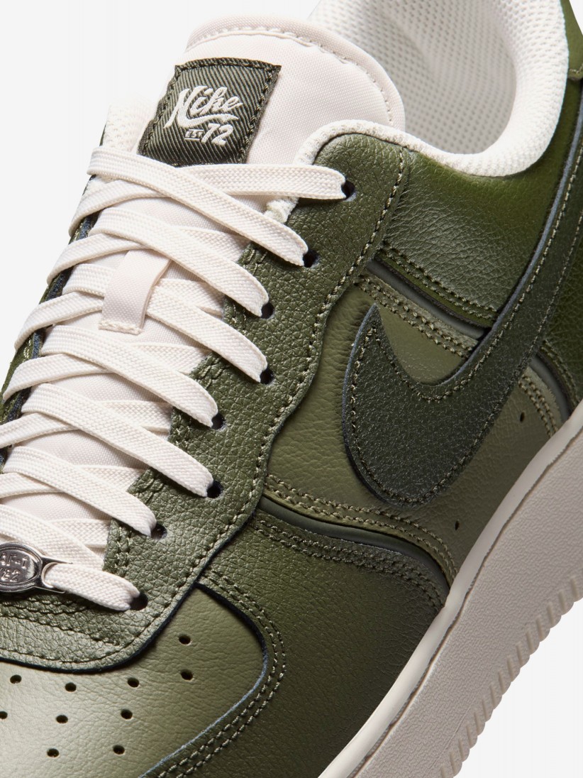 Nike Air Force 1 07 LV8 Green Sneakers For Men