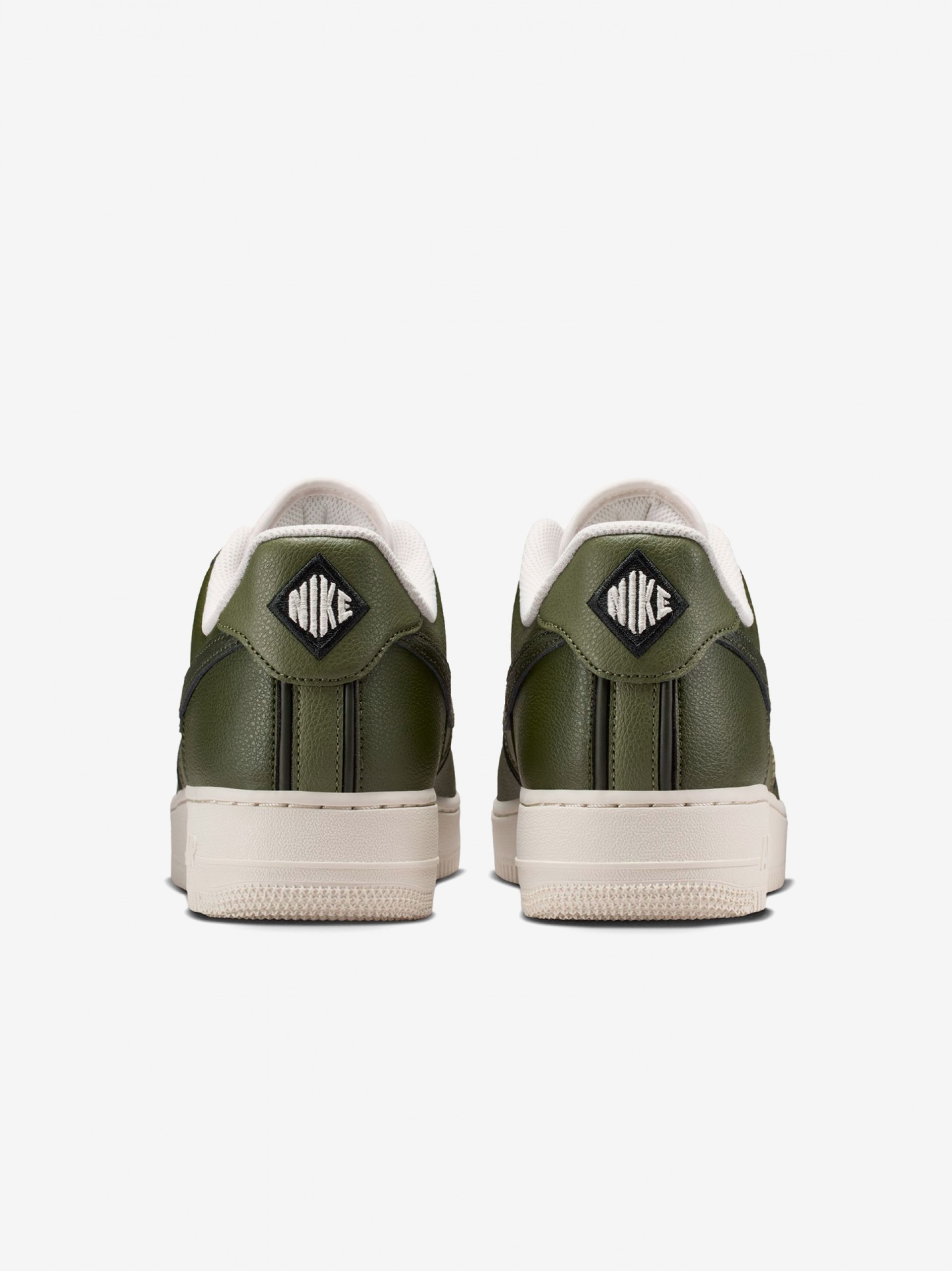 Sapatilhas Nike Air Force 1 07 LV8 Verdes Para Homem