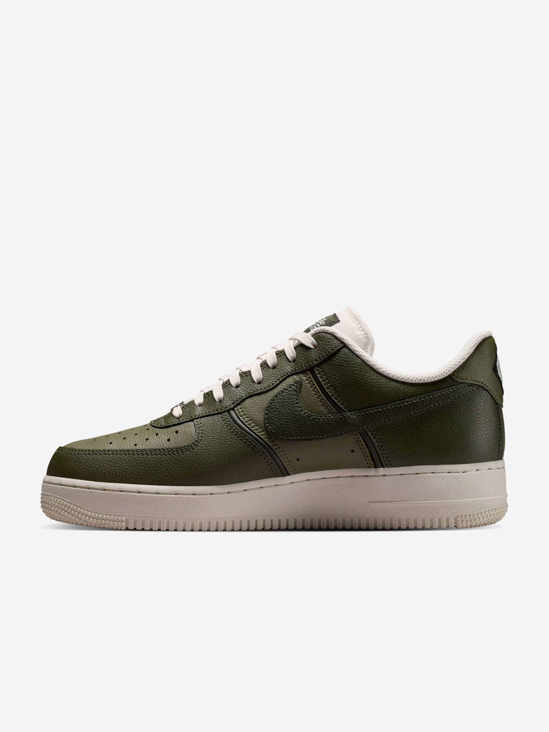 Sapatilhas Nike Air Force 1 07 LV8 Verdes Para Homem