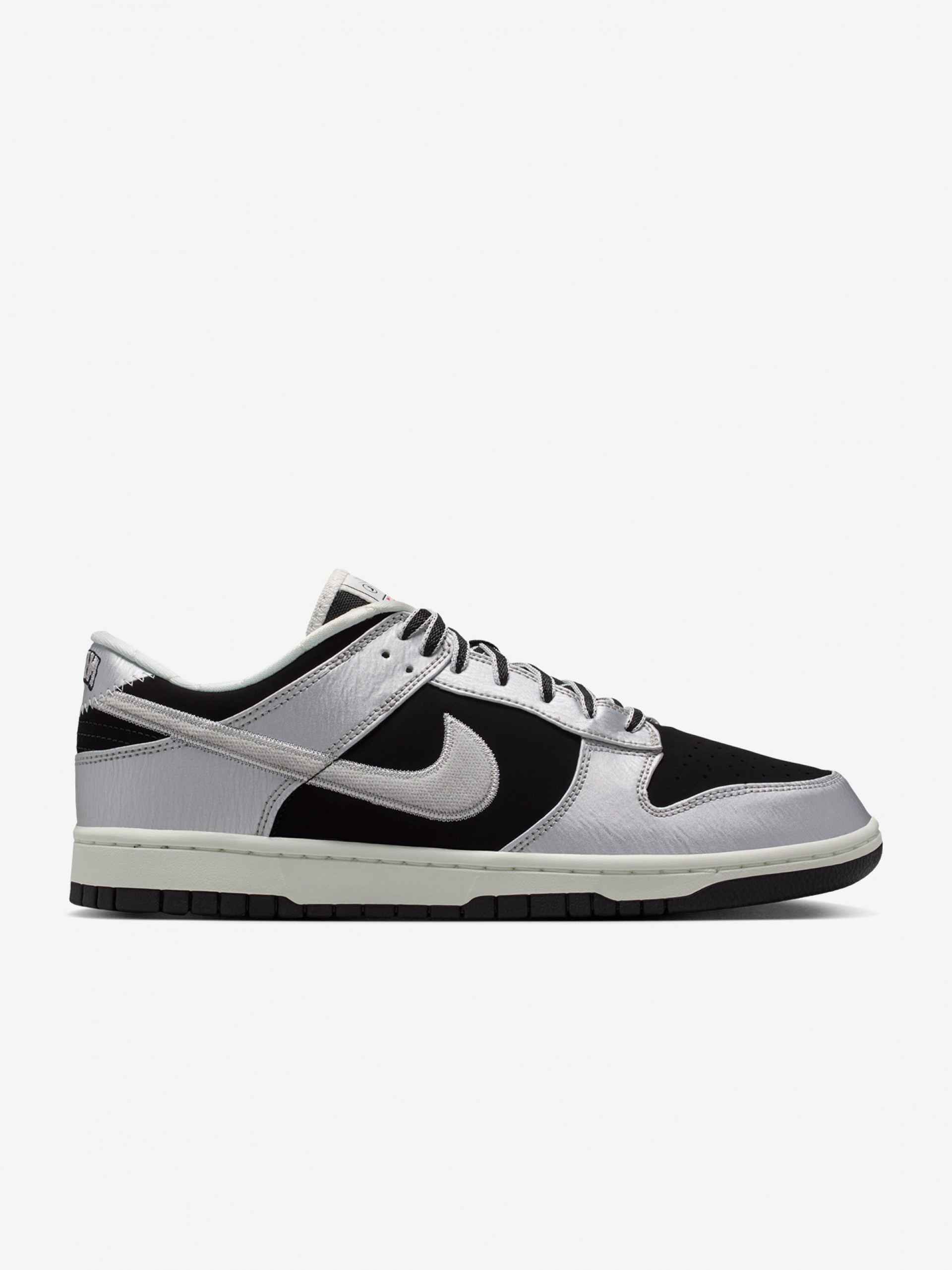 Sapatilhas Nike Dunk Low Retro Pretas e Prateadas Para Homem