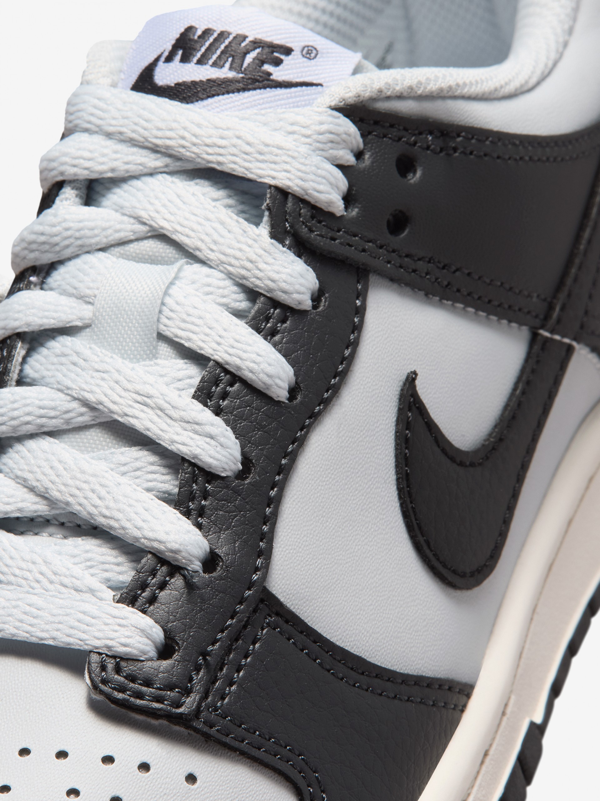 Zapatillas Nike Dunk Low LV8 Negras y Blancas Júnior