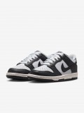 Sapatilhas Nike Dunk Low LV8 Pretas e Brancas Júnior Sapatilhas Nike Dunk Low LV8 Pretas e Brancas Júnior