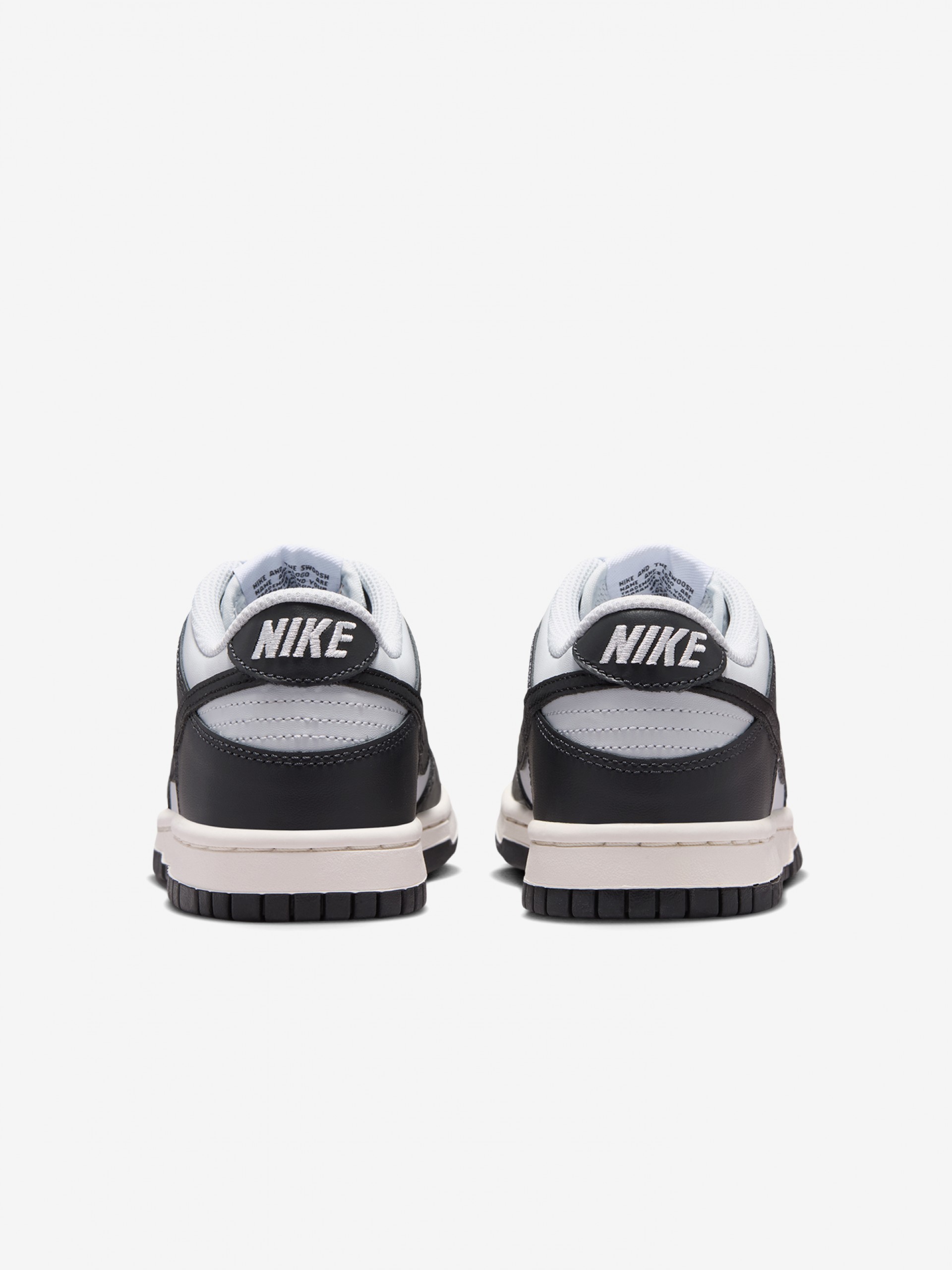Zapatillas Nike Dunk Low LV8 Negras y Blancas Júnior