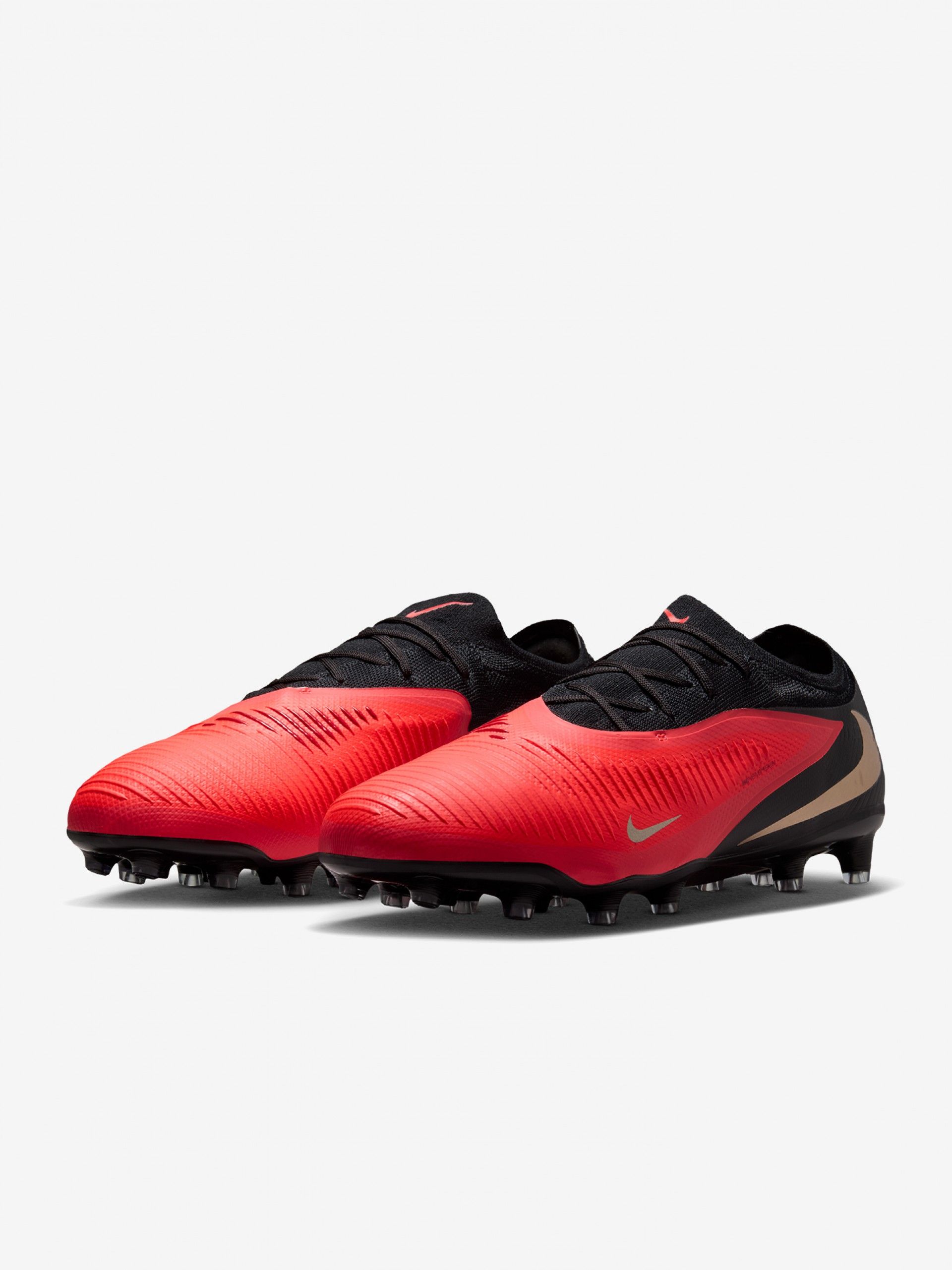 Chuteiras Nike Phantom 6 Low Pro AG