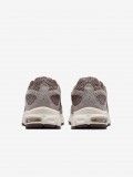 Sapatilhas Nike Air Max Moto 2K Castanhas e Cinzentas Para Homem
