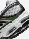 Sapatilhas Nike Air Max Moto 2K Verdes e Cinzentas Para Homem Sapatilhas Nike Air Max Moto 2K Verdes e Cinzentas Para Homem