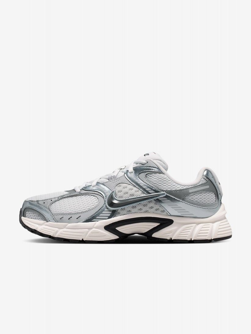 Sapatilhas Nike V5 RNR Brancas, Cinzentas e Prateadas Para Homem Sapatilhas Nike V5 RNR Brancas, Cinzentas e Prateadas Para Homem