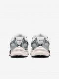Sapatilhas Nike V5 RNR Brancas, Cinzentas e Prateadas Para Homem Sapatilhas Nike V5 RNR Brancas, Cinzentas e Prateadas Para Homem