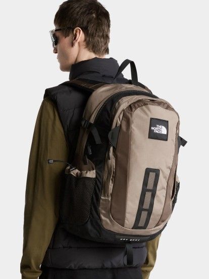 Mochila The North Face Hot Shot SE Caqui e Bege