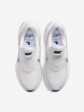 Nike Revolution 8 Easy-On White and Silver Running Trainers For Women Nike Revolution 8 Easy-On White and Silver Running Trainers For Women