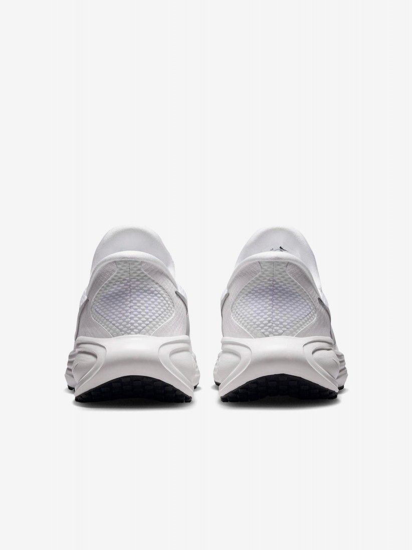 Nike Revolution 8 Easy-On White and Silver Running Trainers For Women Nike Revolution 8 Easy-On White and Silver Running Trainers For Women