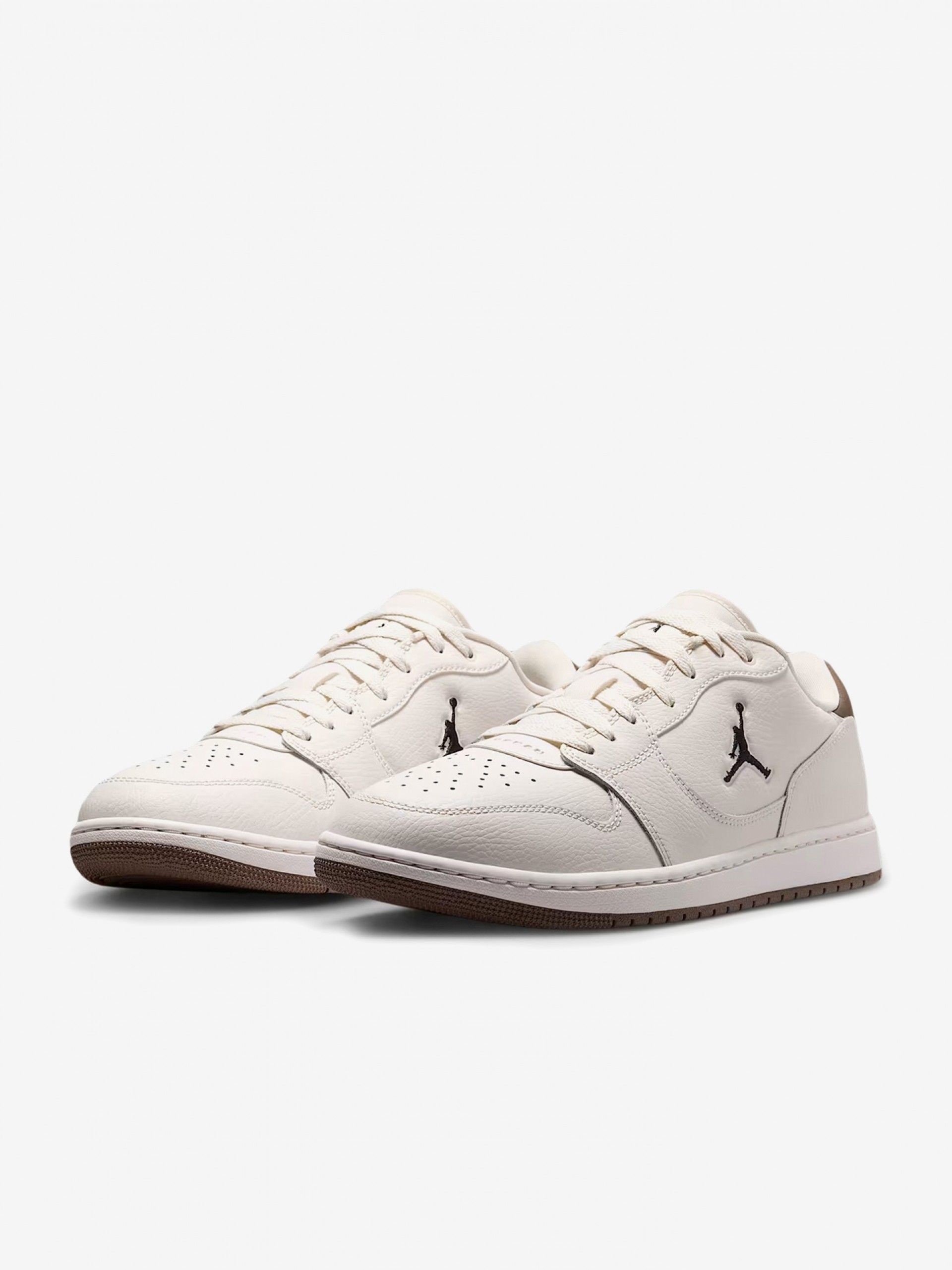 Zapatillas Nike Jordan Court Connect Low Grises y Marrones Para Hombre