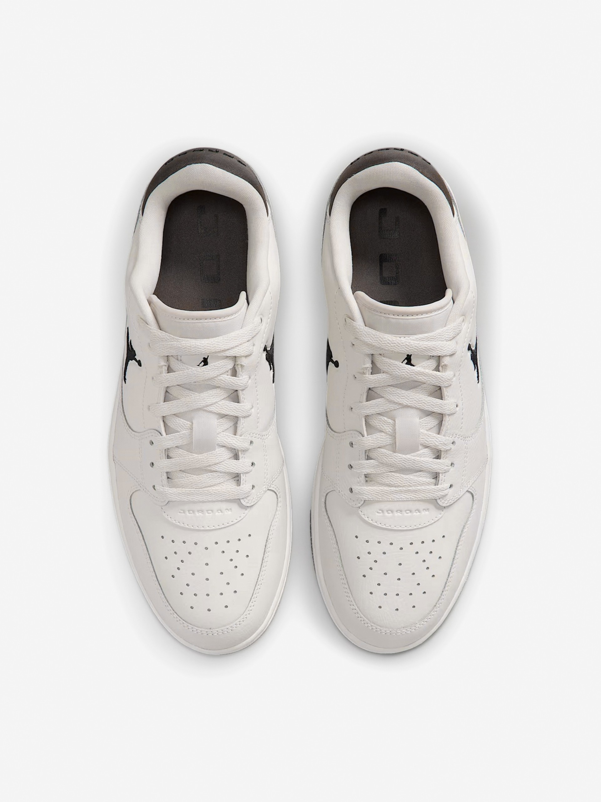 Zapatillas Nike Jordan Court Connect Low Grises y Marrones Para Hombre