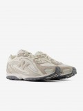 Sapatilhas New Balance U204L V1 Brancas e Bege