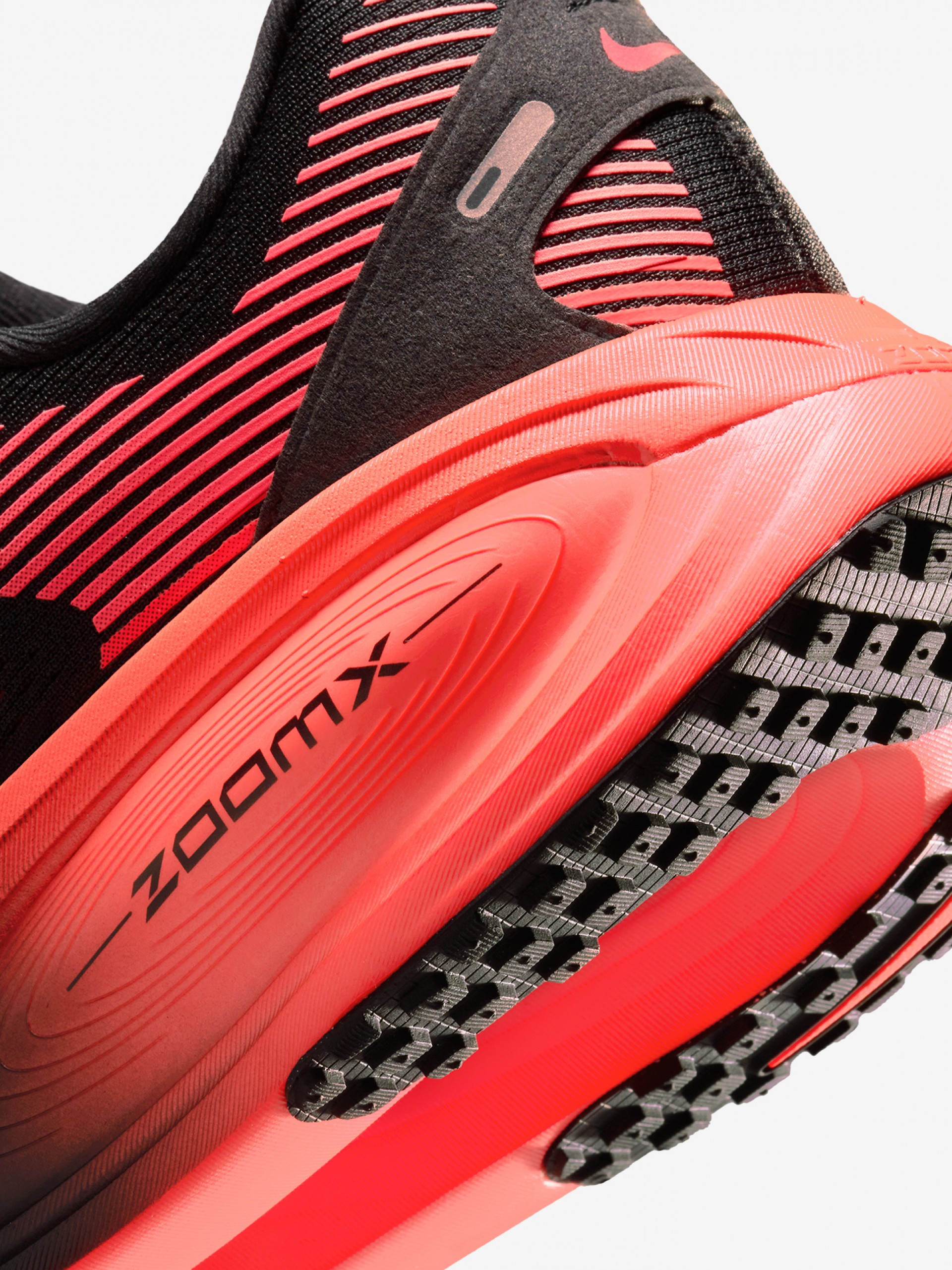 Nike Vomero 18 Black and Coral Running Trainers For Men
