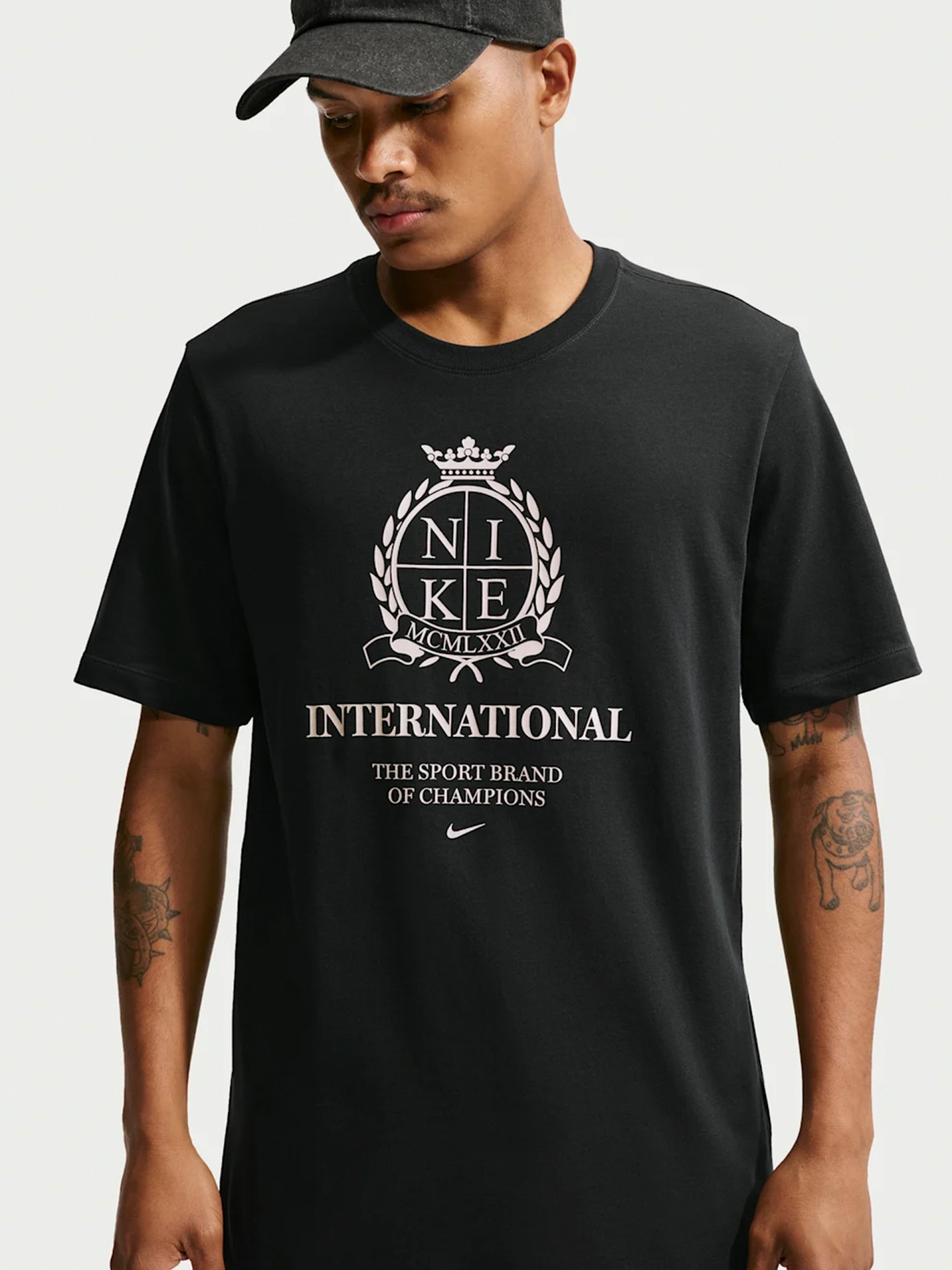 Camiseta Nike Sportswear Club Negra Para Hombre