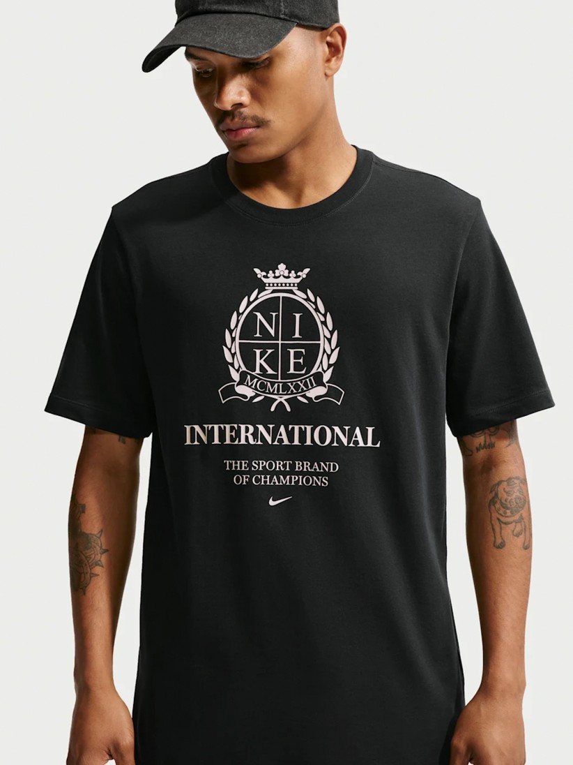 Nike Sportswear Club Black T-shirt For Men Nike Sportswear Club Black T-shirt For Men