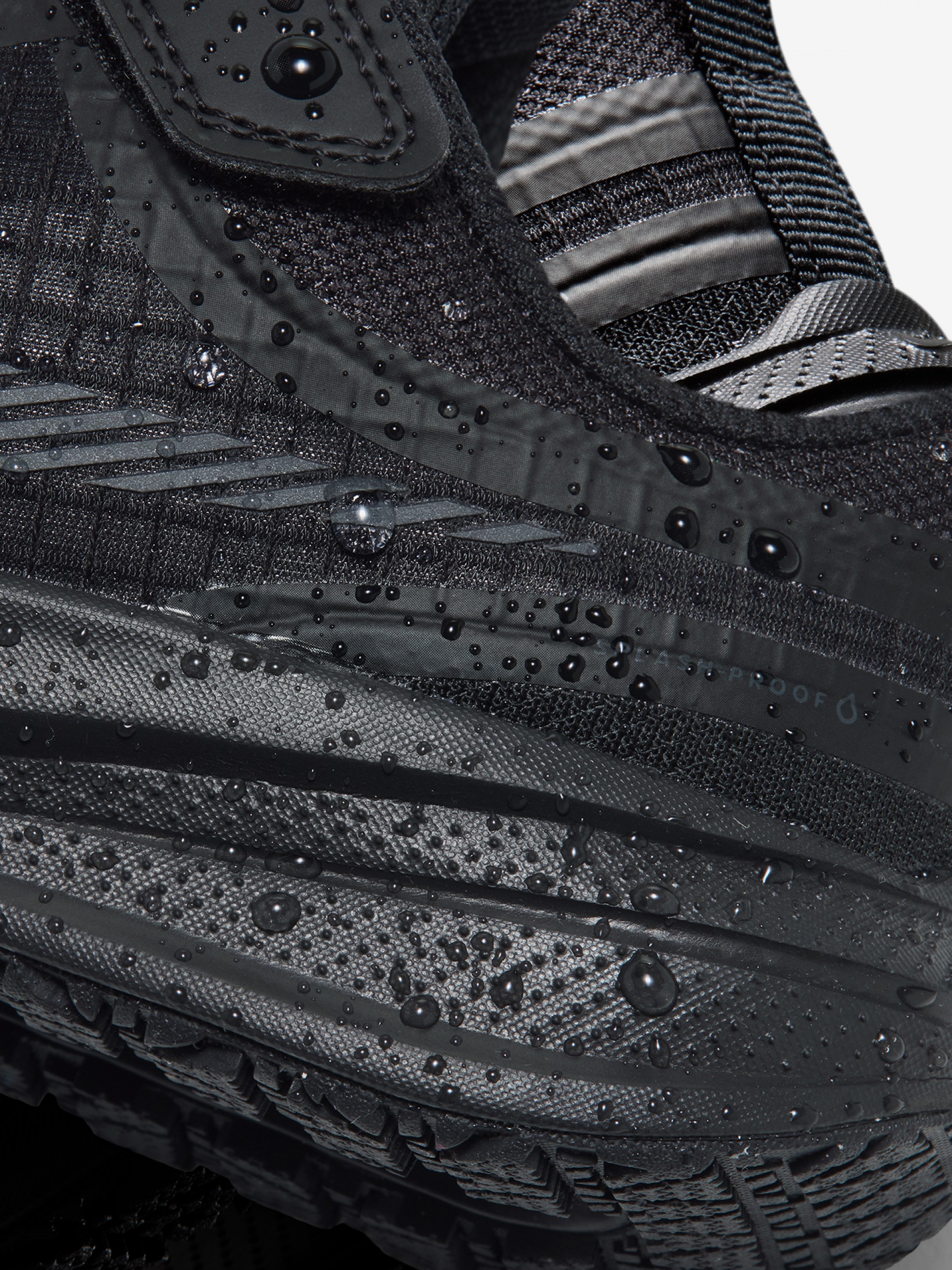 Nike Star Runner Utility Black Running Trainers For Children