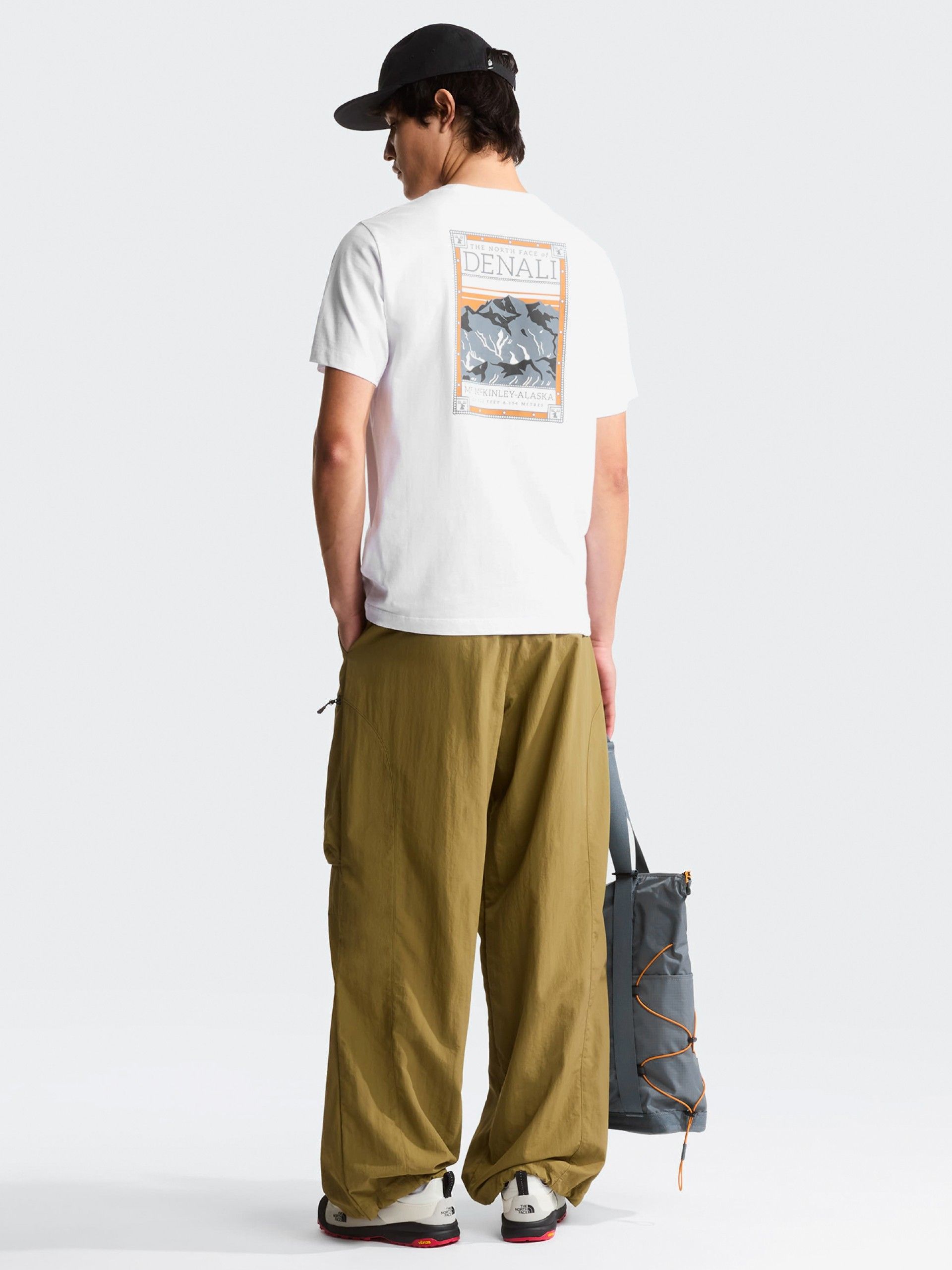 Camiseta The North Face Regular Graphic Blanca