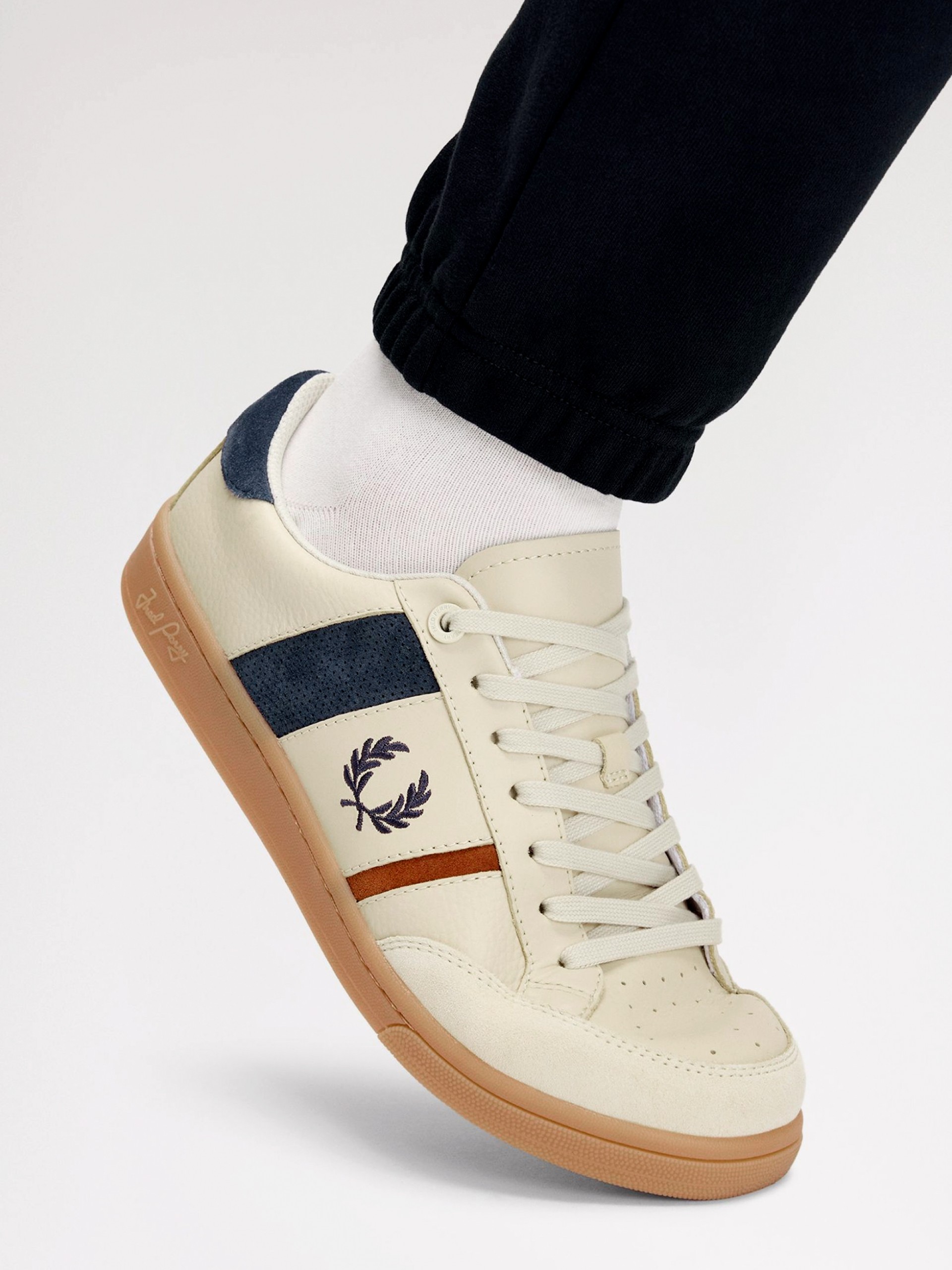 Zapatillas Fred Perry B725 Beige y Azules