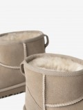 Botas Ugg Classic Mini II Beige Kids Botas Ugg Classic Mini II Beige Kids