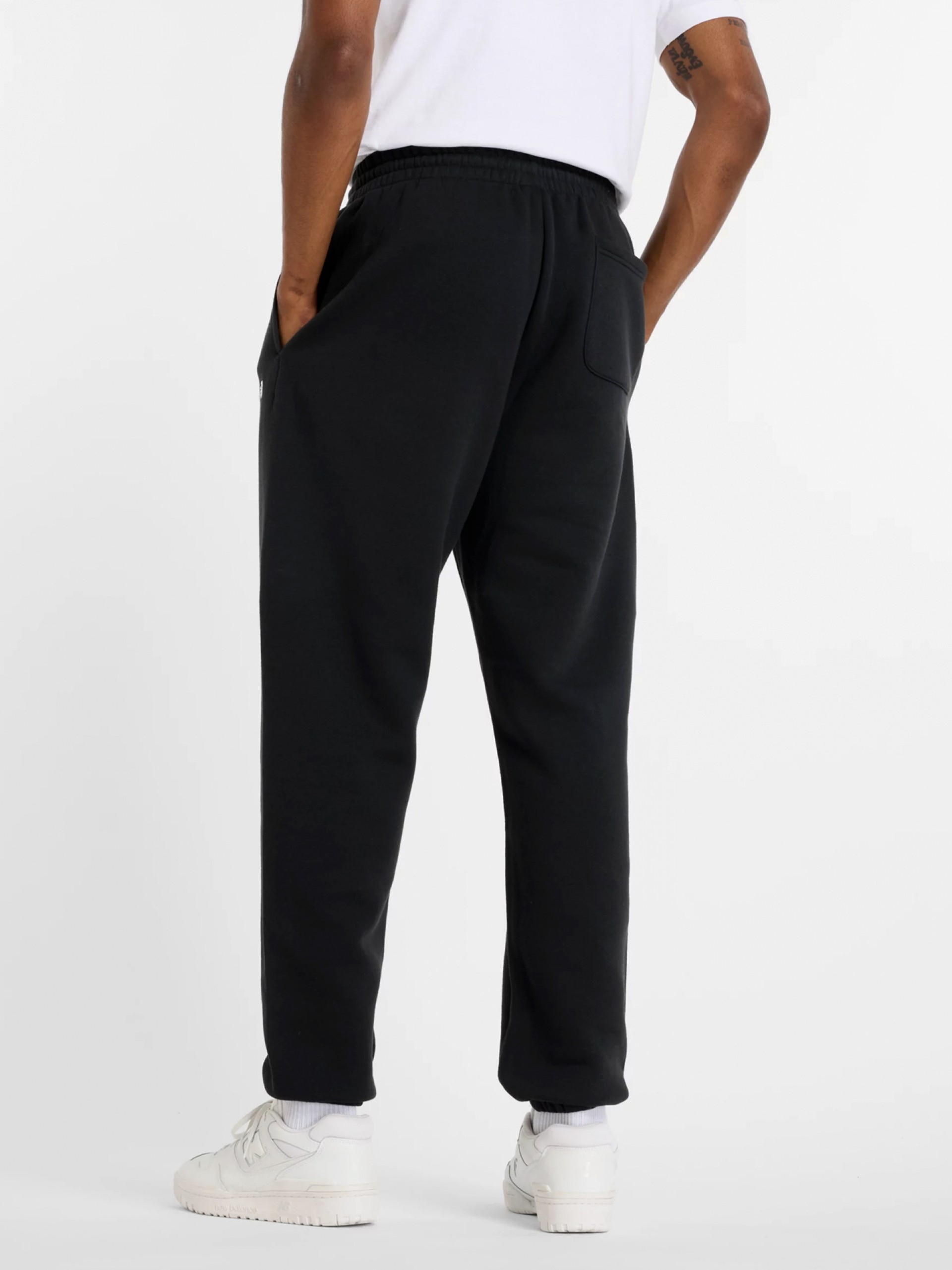 Pantalones New Balance Sport Essentials Fleece Jogger Negros