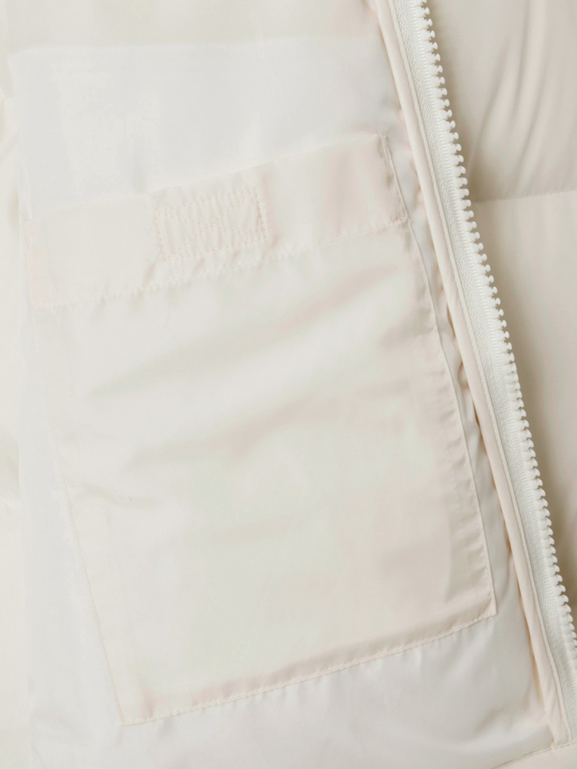Chaqueta con Capucha Lacoste Acolchada Hidrófuga Beige Chaqueta con Capucha Lacoste Acolchada Hidrófuga Beige