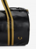 Saco Fred Perry Tipped Classic Barrel Preto e Dourado Saco Fred Perry Tipped Classic Barrel Preto e Dourado