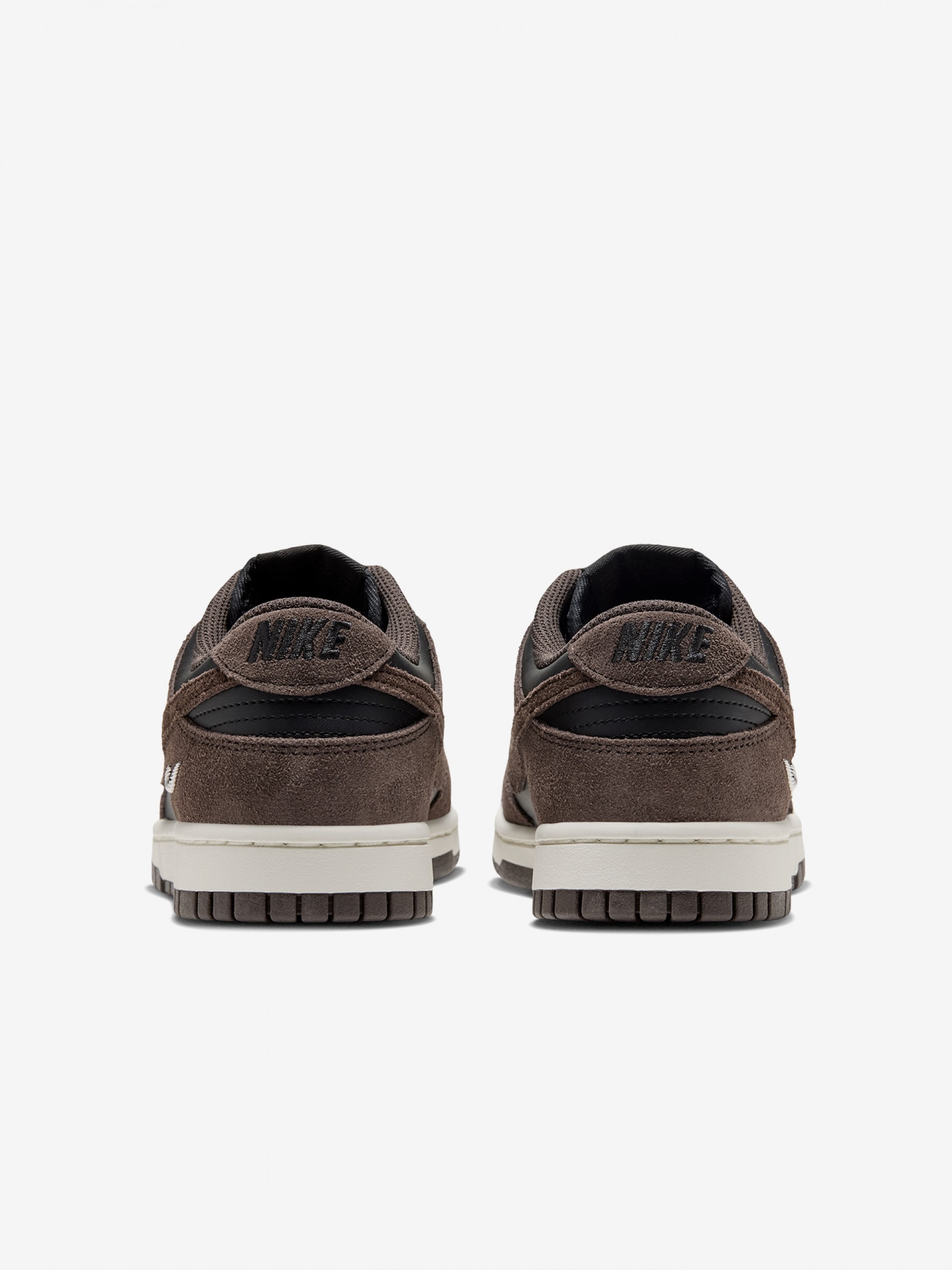 Zapatillas Nike Dunk Low Marrones y Negras Para Mujer