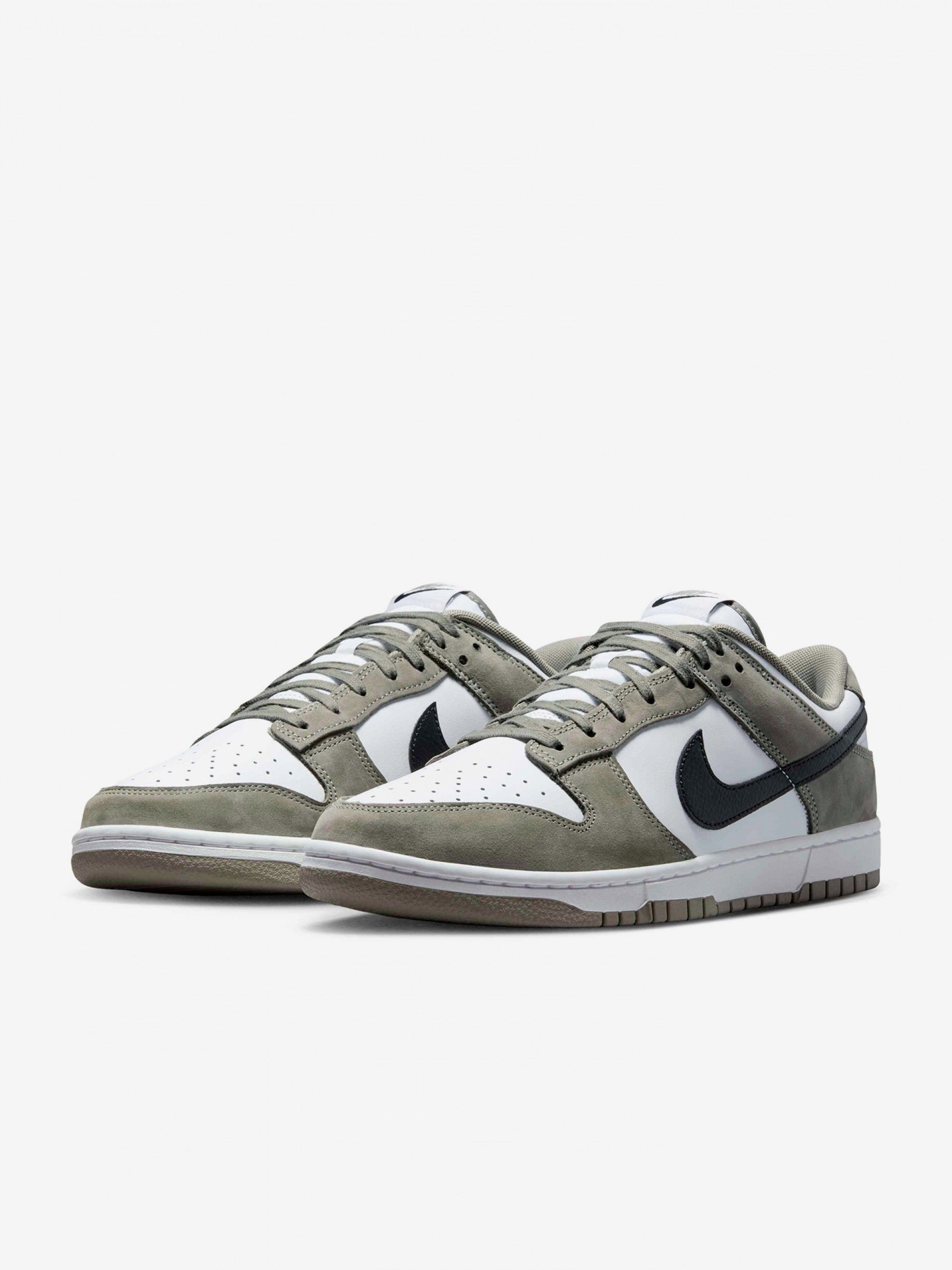 Sapatilhas Nike Dunk Low Verdes e Brancas Para Homem