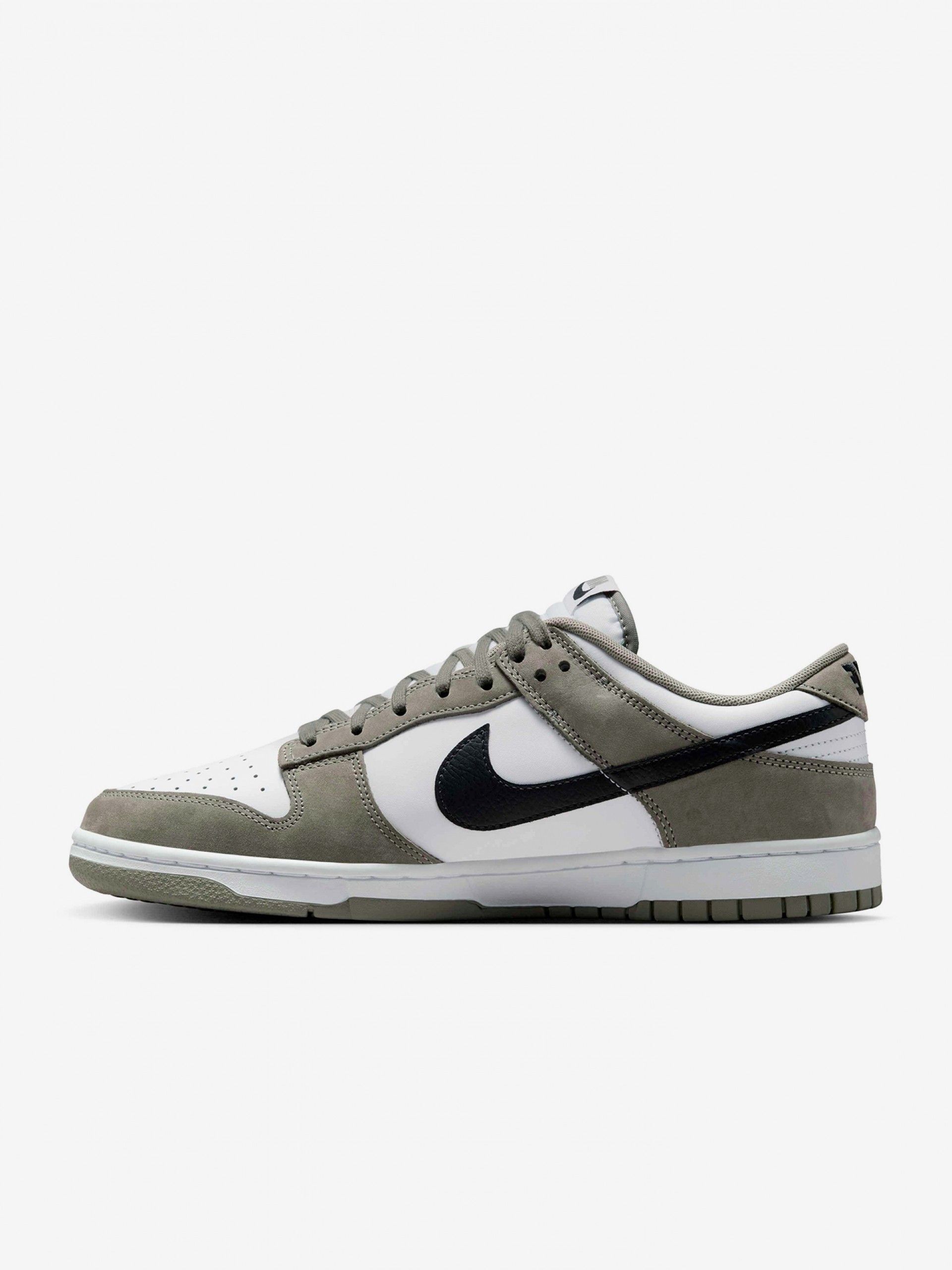 Sapatilhas Nike Dunk Low Verdes e Brancas Para Homem