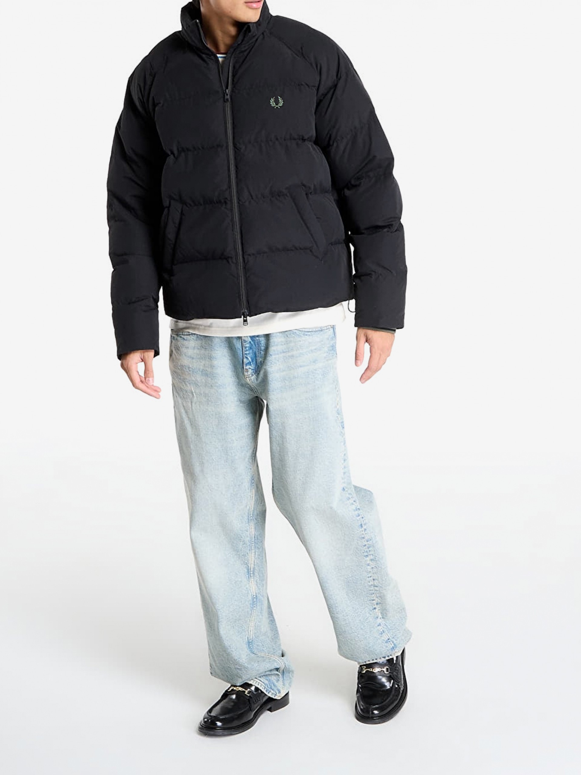 Chaqueta Fred Perry Raglan Sleeve Padded Negra