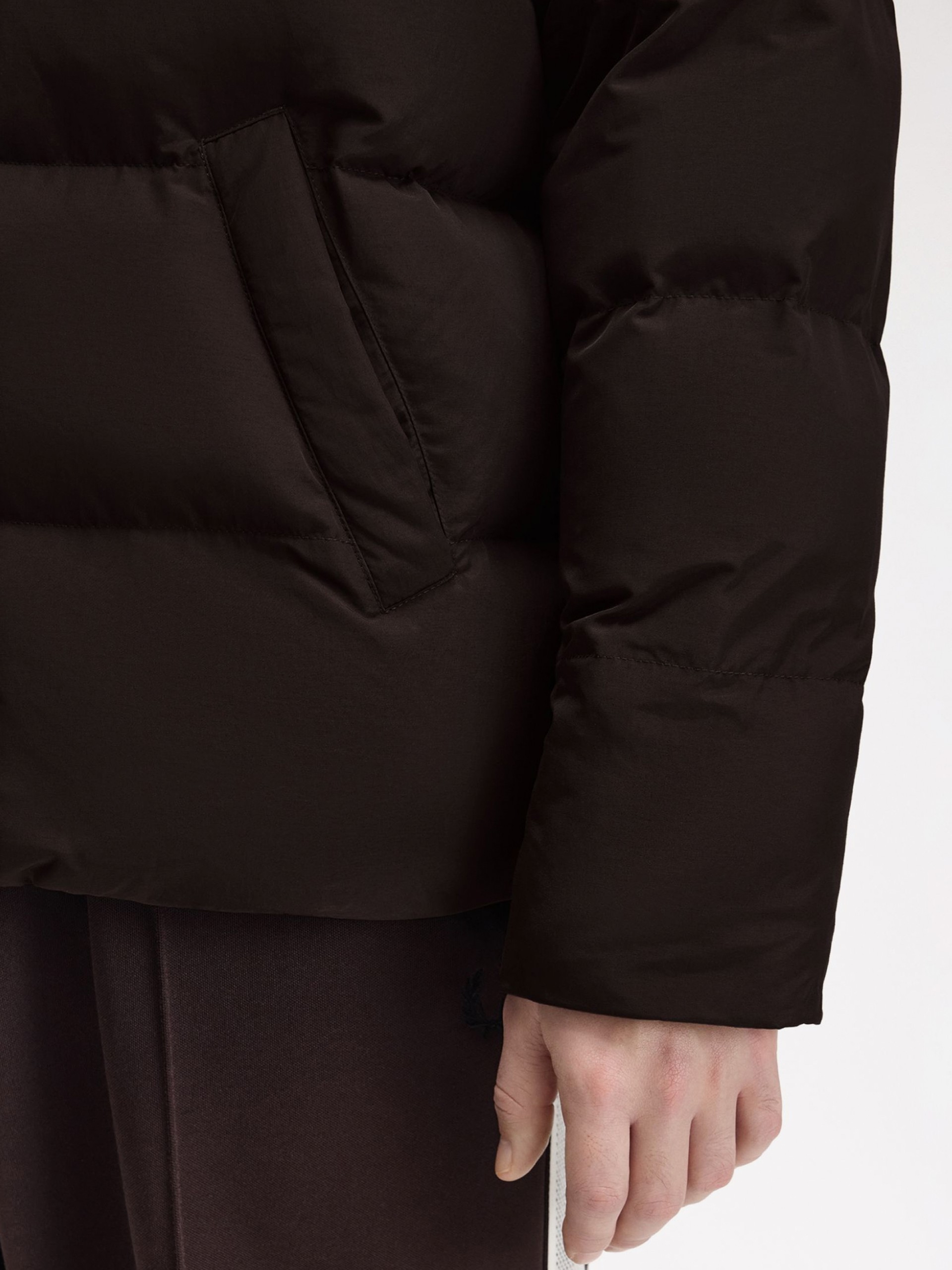 Chaqueta Fred Perry Raglan Sleeve Padded Marrón