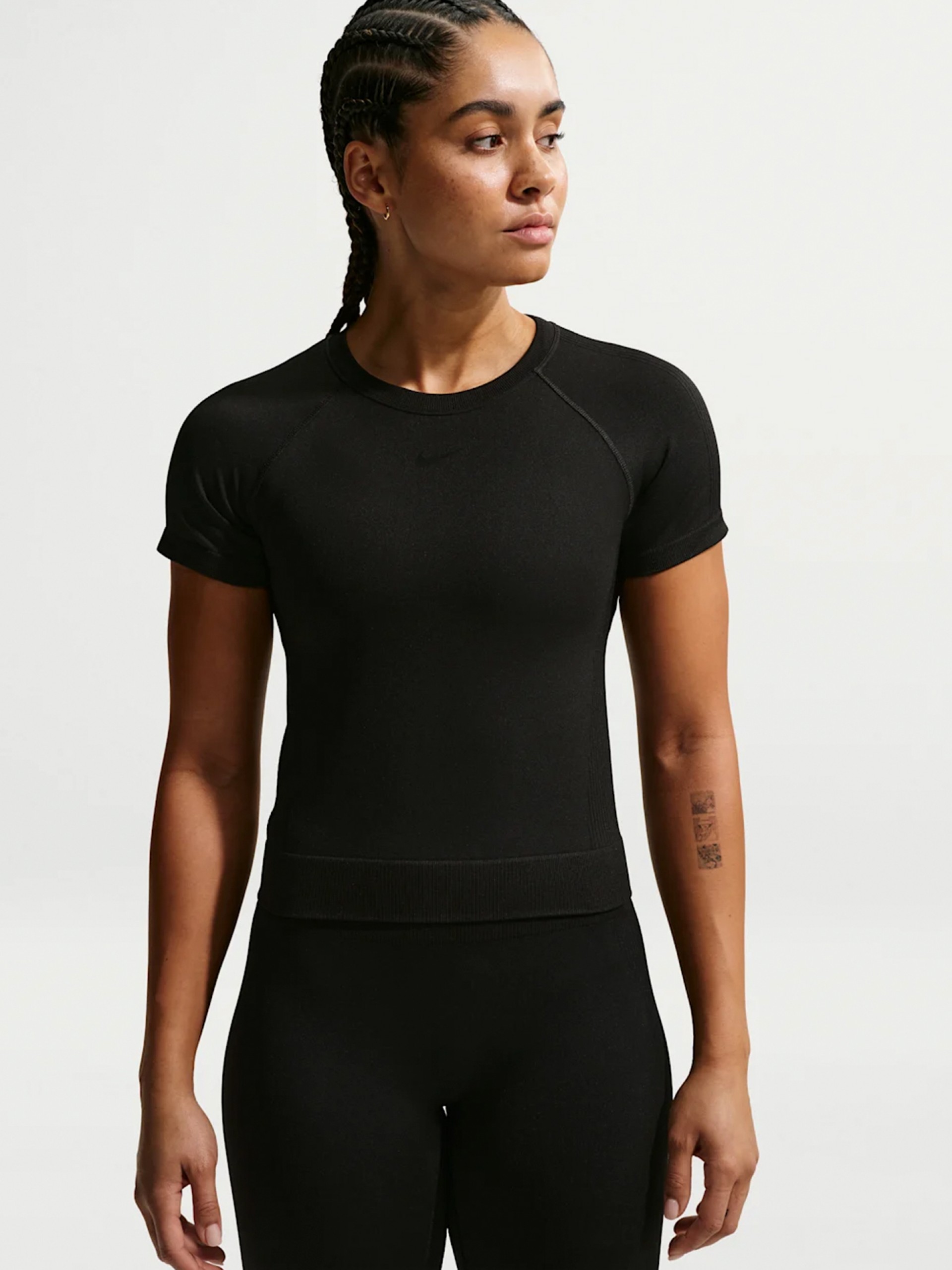 Nike Pro Seamless Dri-FIT Black Training T-shirt For Women