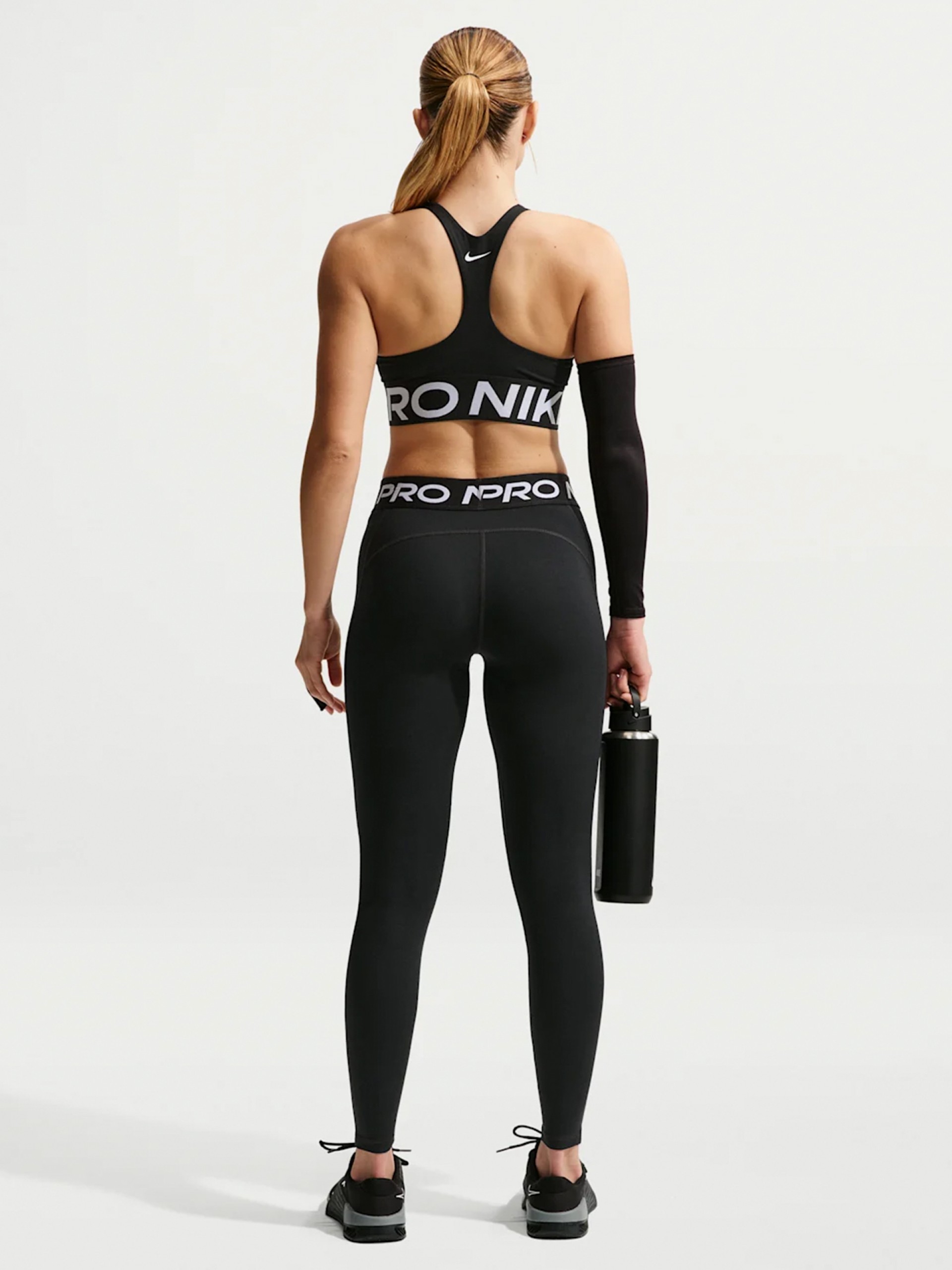 Nike Pro Sculpt Dri-FIT Medium Support Black Sports Bra For Women