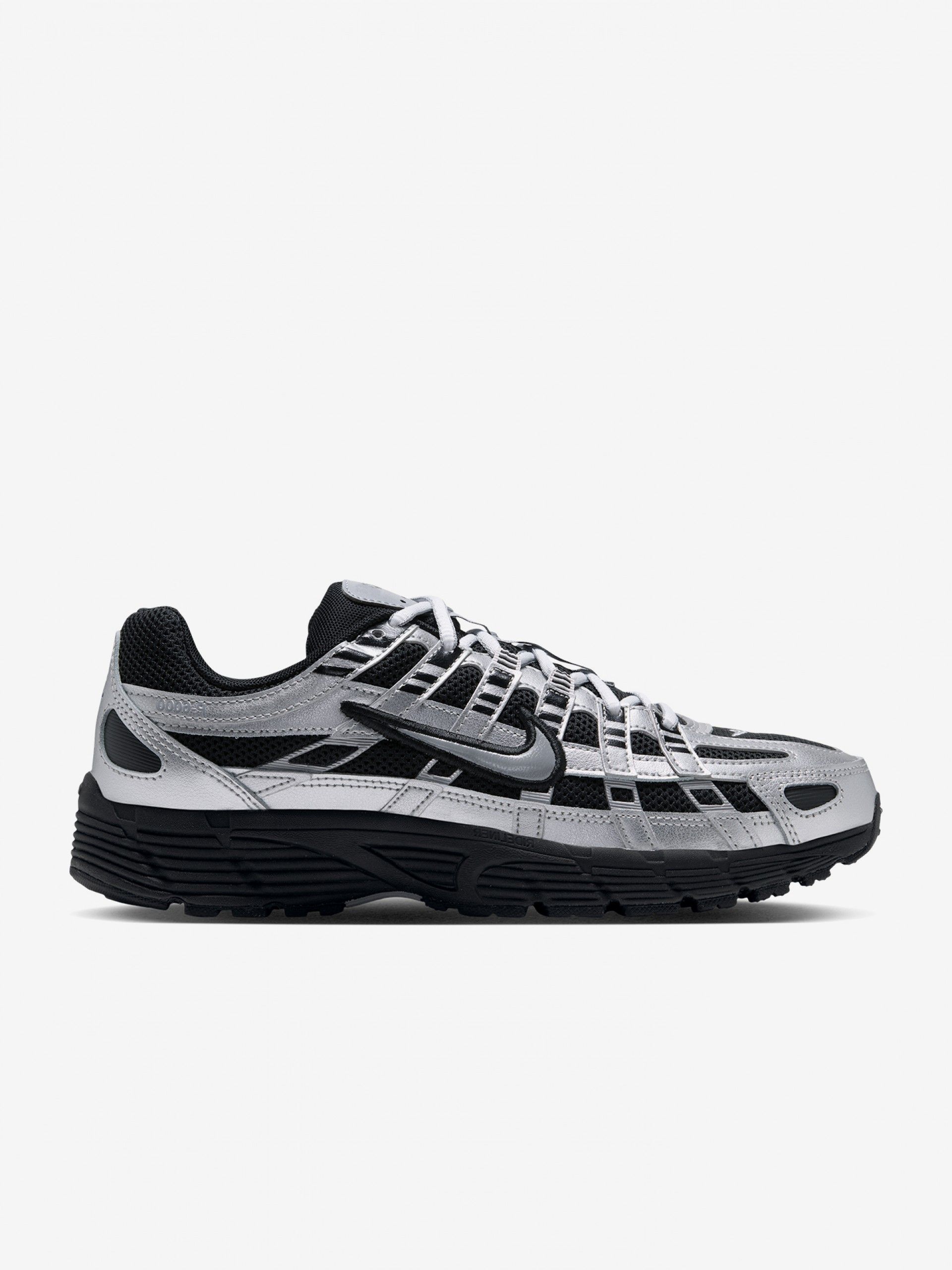 Zapatillas Nike P-6000 Plateadas y Negras Para Mujer