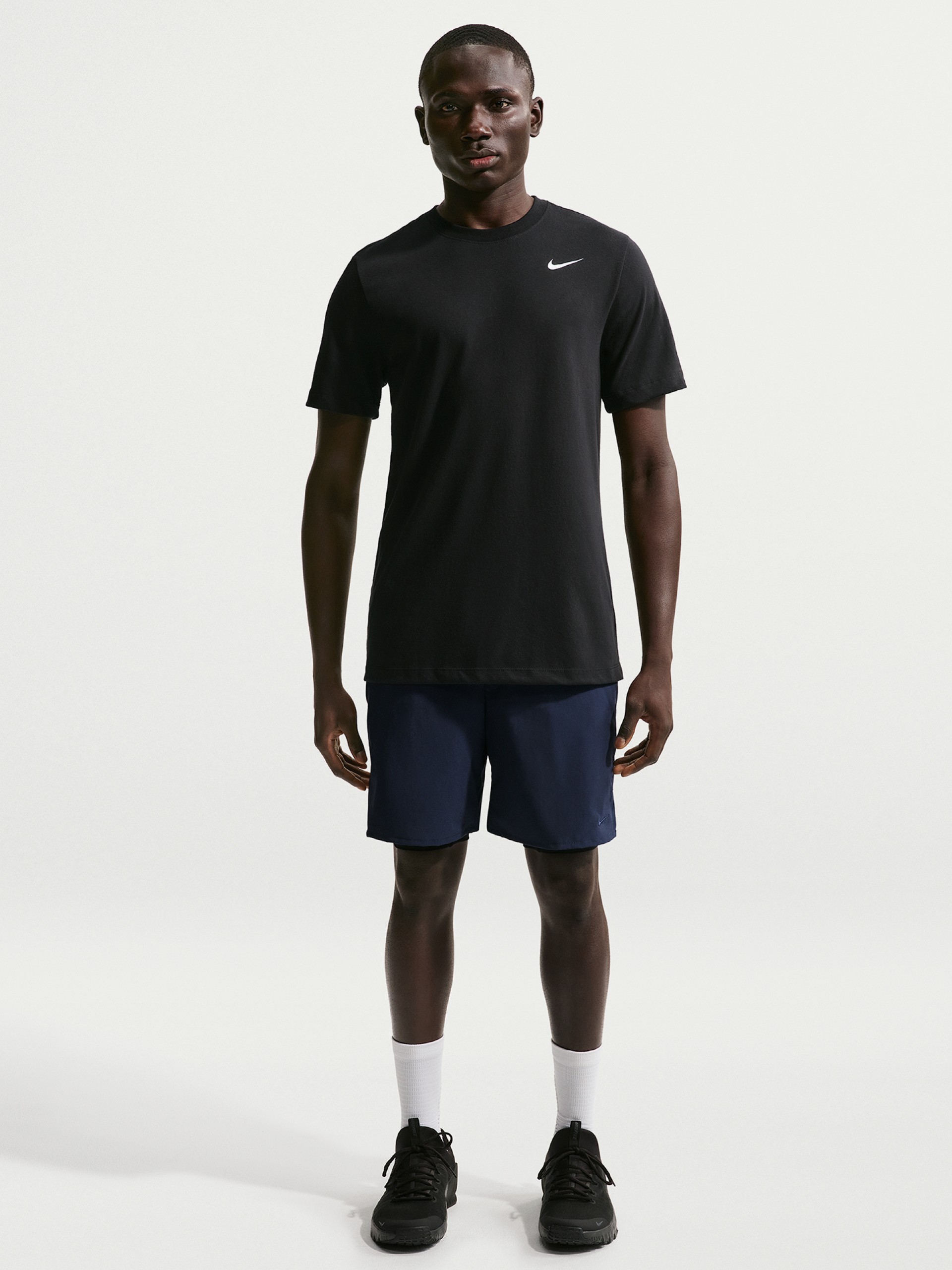 T-shirt de Treino Nike Dri-FIT Preta Para Homem