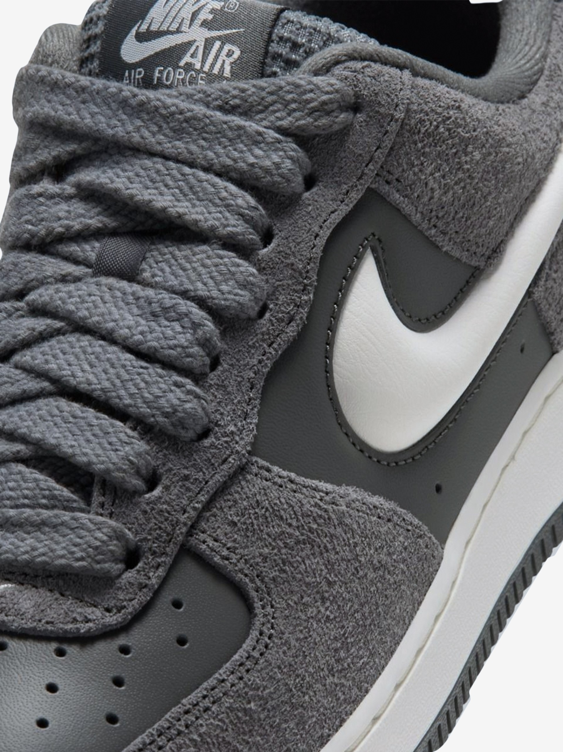 Zapatillas Nike Air Force 1 07 LV8 Grises De Piel y Gamuza Para Hombre