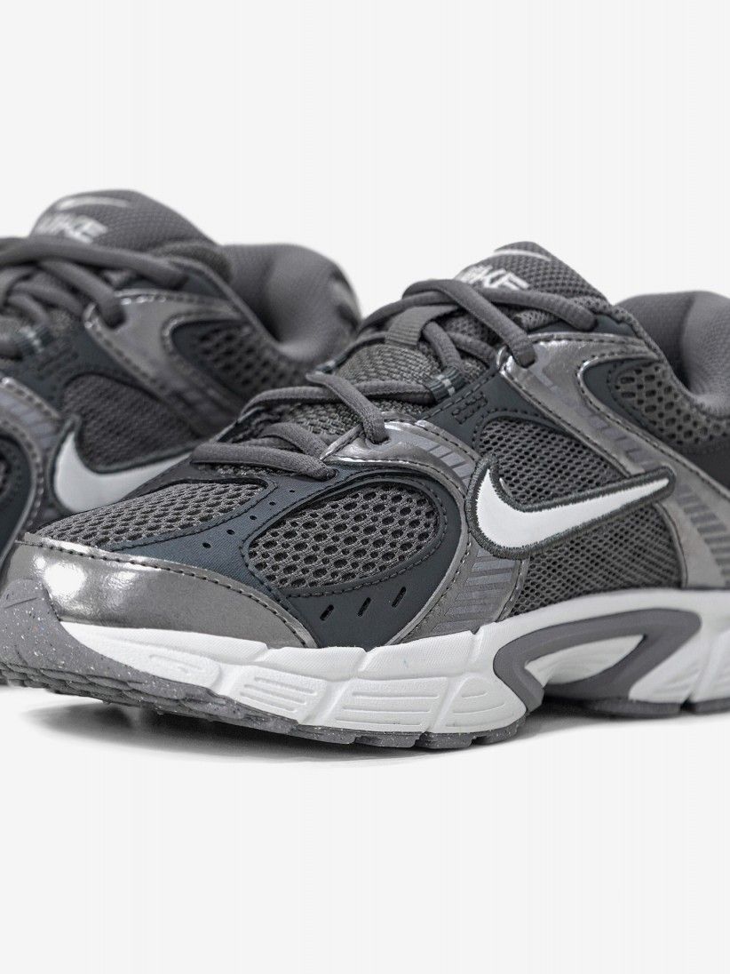 Nike V5 RNR Grey Junior Sneakers Nike V5 RNR Grey Junior Sneakers