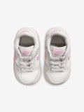Sapatilhas Nike Dunk Low Cinzentas, Brancas e Rosa Para Beb�