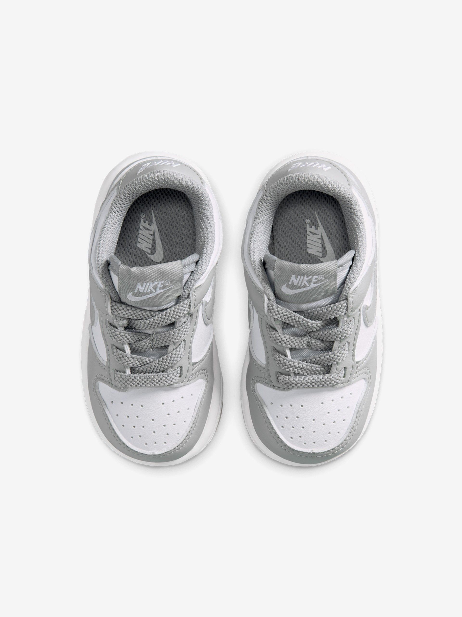Zapatillas Nike Dunk Low Grises y Blancas Para Bebé