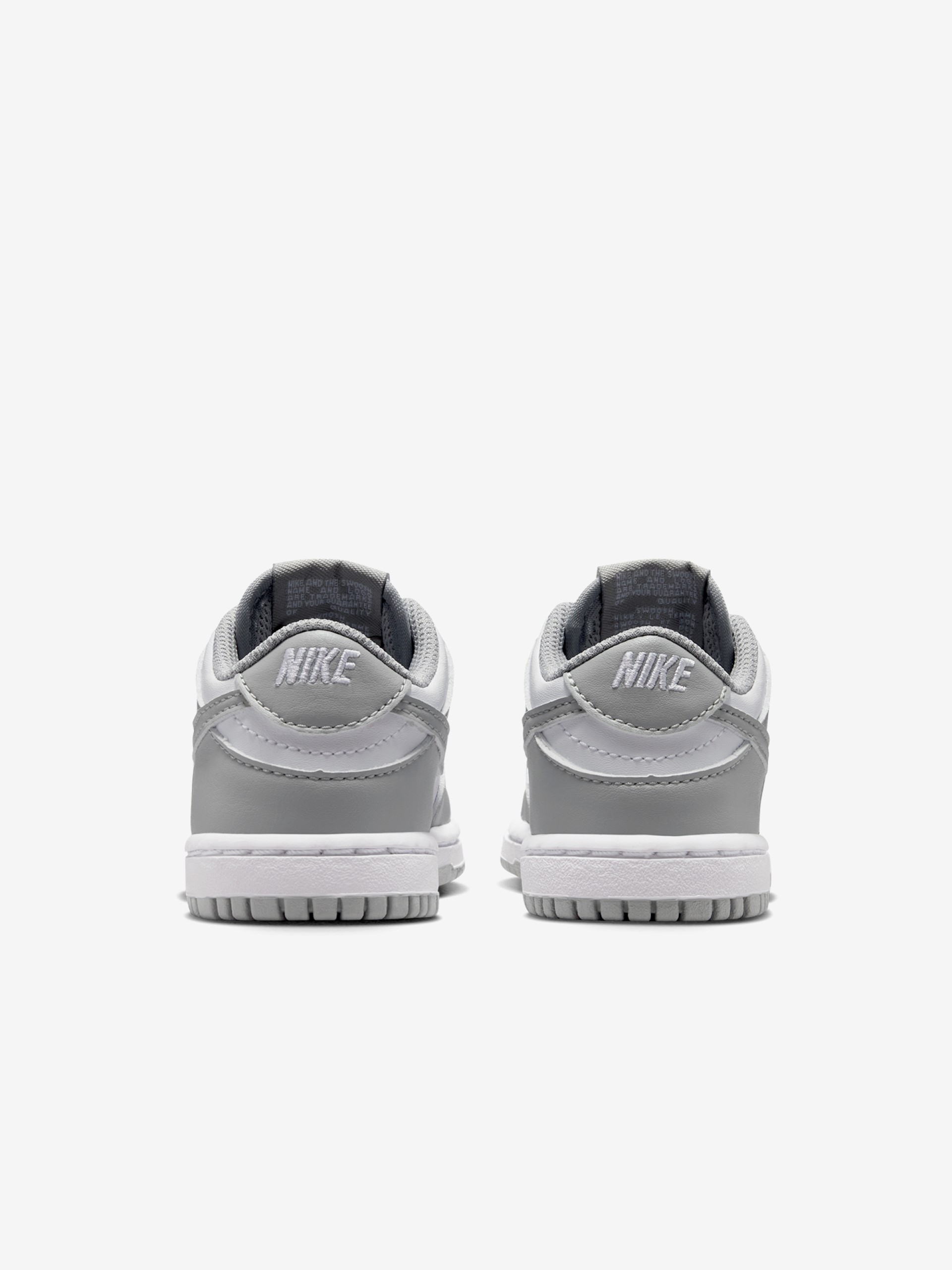 Zapatillas Nike Dunk Low Grises y Blancas Para Bebé