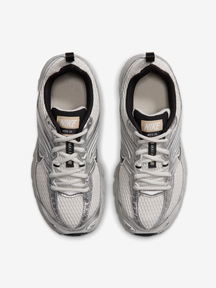 Nike Air Max Moto 2K Silver and Grey Junior Sneakers Nike Air Max Moto 2K Silver and Grey Junior Sneakers