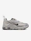 Nike Air Max Moto 2K Silver and Grey Junior Sneakers Nike Air Max Moto 2K Silver and Grey Junior Sneakers