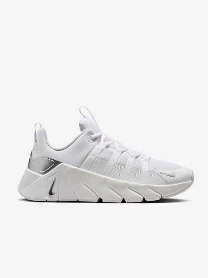 Nike Free Metcon 7 White and Silver Training Trainers For Women Nike Free Metcon 7 White and Silver Training Trainers For Women